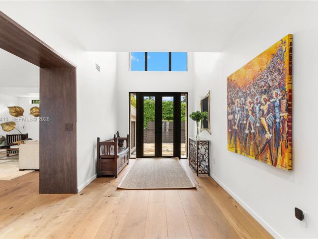 Продажа дома по адресу 1277 N Venetian Way - фото 7520619