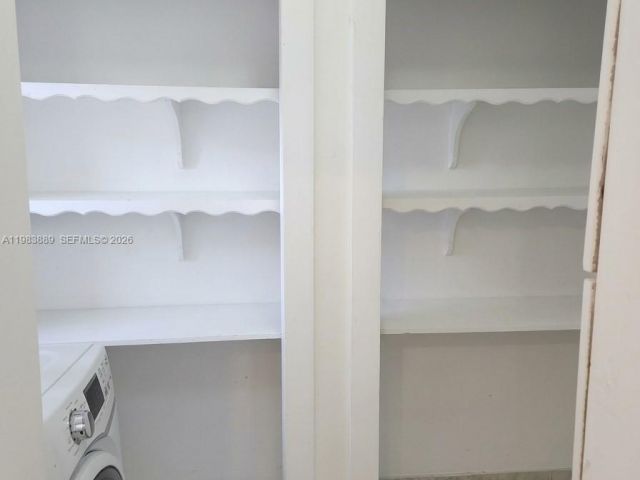 Продажа дома по адресу 804 NE 2nd St - фото 7461949