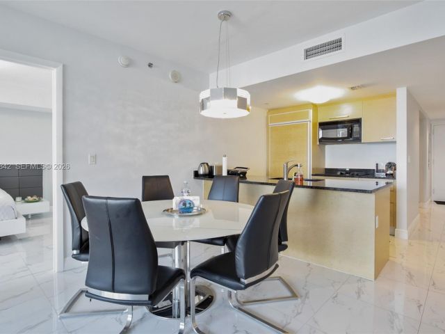 Квартира в аренду номер909 - фото 7500379