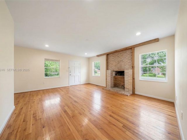 Продажа дома по адресу 512 Mendoza Ave - фото 7470668