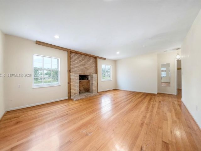 Продажа дома по адресу 512 Mendoza Ave - фото 7470669