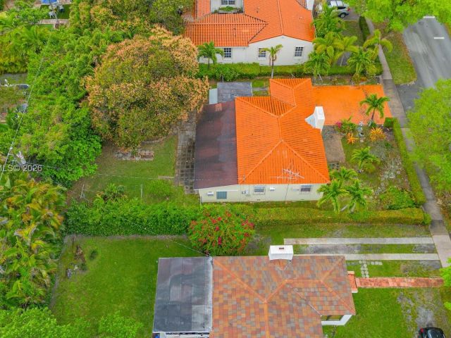 Продажа дома по адресу 512 Mendoza Ave - фото 7470686