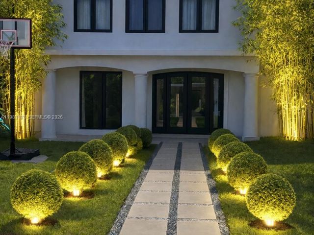 Продажа дома по адресу 9124 Byron Ave - фото 7467061