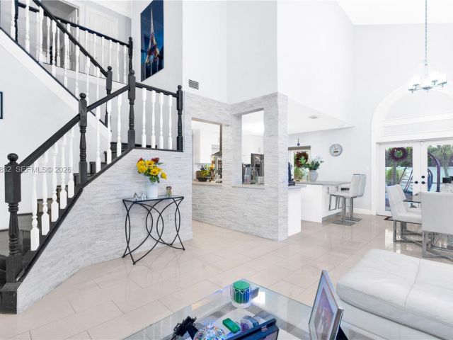 Продажа дома по адресу 14716 SW 111th Ter - фото 7537162