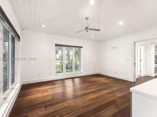 Продажа дома по адресу 9000 Arvida Dr - фото 8976082