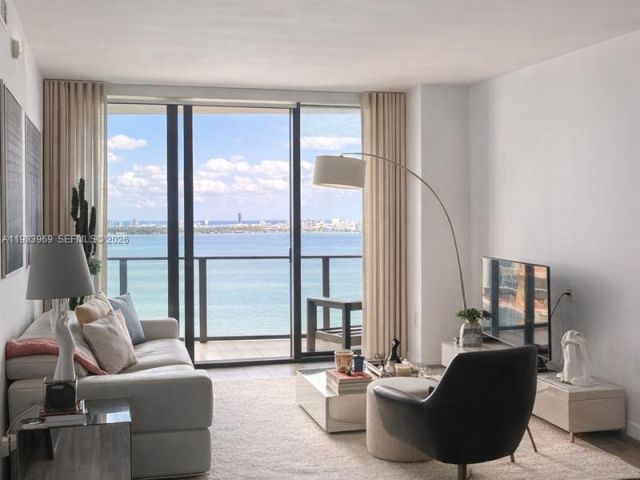 Квартира в аренду номер2807 - фото 7493265