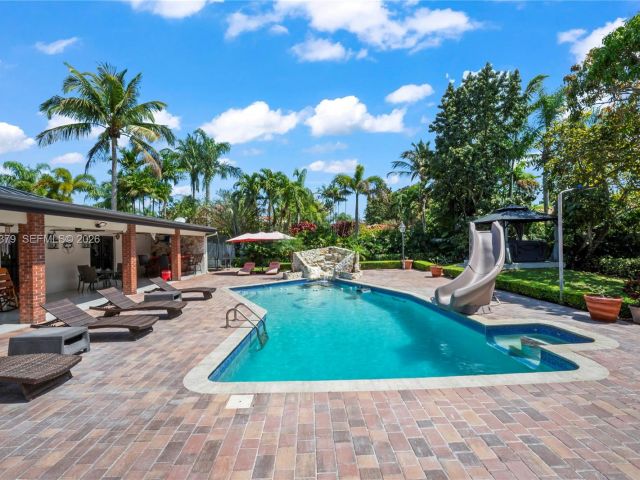 Продажа дома по адресу 10320 SW 139th St - фото 7515452