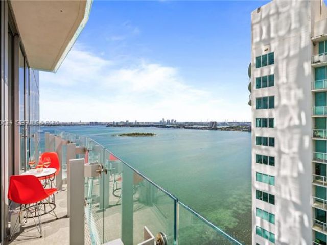 Квартира в аренду номер2404 - фото 7497697