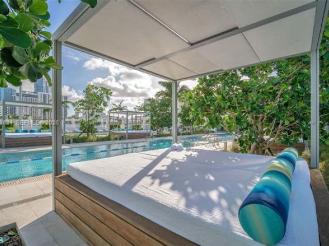 Квартира в аренду номер2404 - фото 7497702