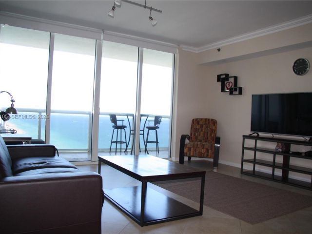 Квартира в аренду номер4212 - фото 7499250