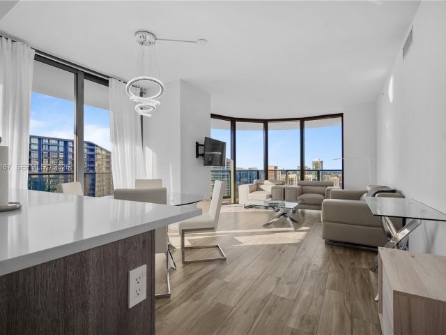 Продажа квартиры #4509 - фото 7452393