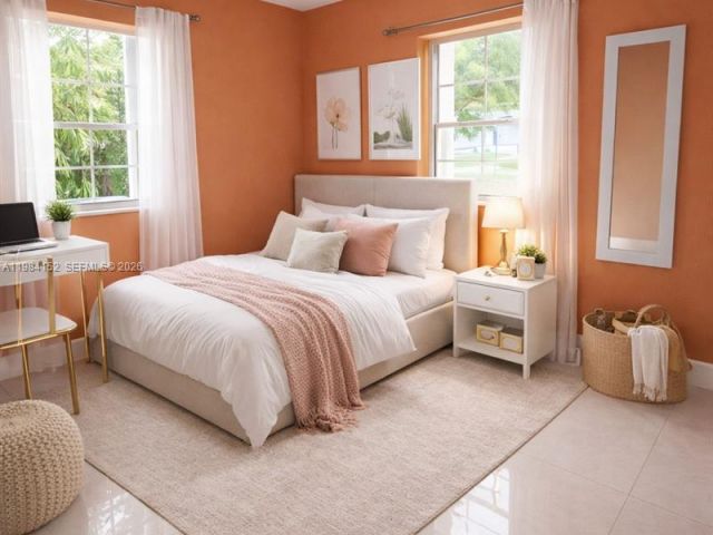 Дом в аренду по адресу 14215 NE 9th Ave 14215 - фото 7475255