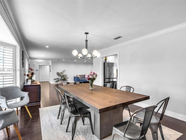 Продажа дома по адресу 8700 SW 83rd Ct - фото 7517751