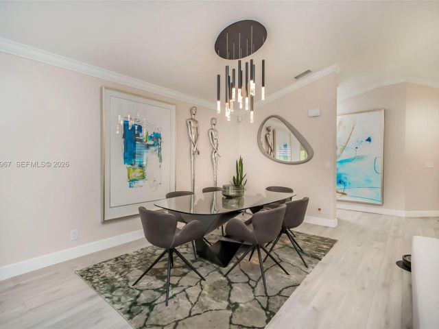 Дом в аренду по адресу 11030 Harbour Springs Cir 11030 - фото 7507951