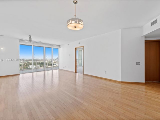 Квартира в аренду номер3206 - фото 7533665