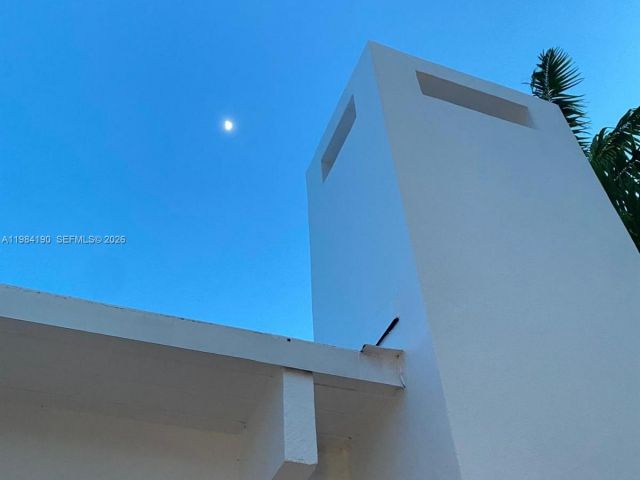 Дом в аренду по адресу 240 Greenwood Dr 240 - фото 7452172