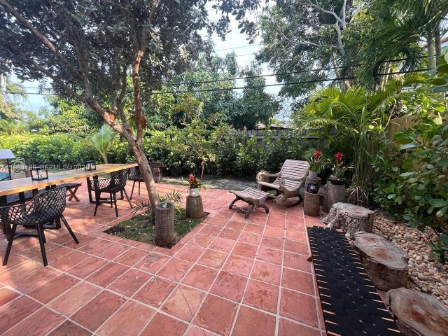 Дом в аренду по адресу 240 Greenwood Dr 240 - фото 7452198