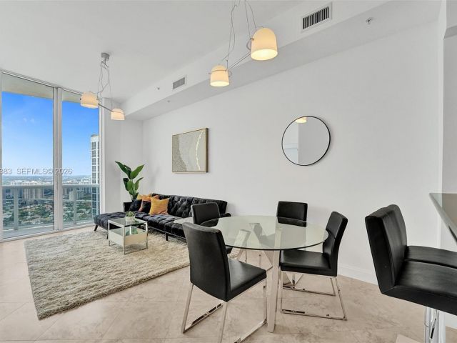 Квартира в аренду номерPH206 - фото 7495977