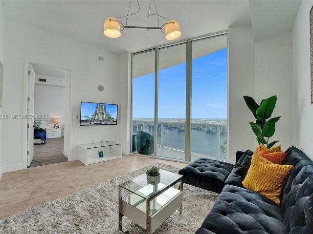 Квартира в аренду номерPH206 - фото 7495983