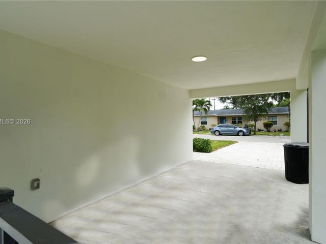 Дом в аренду по адресу 255 Grant Dr - фото 7470633