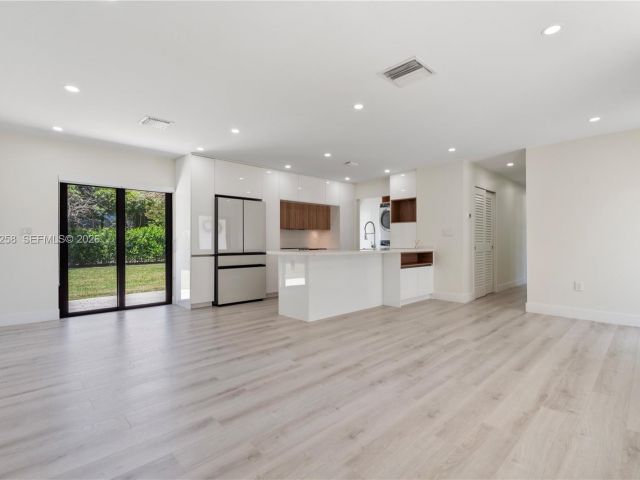 Дом в аренду по адресу 255 Grant Dr - фото 7470641