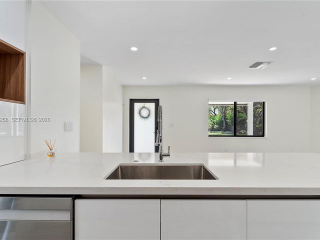 Дом в аренду по адресу 255 Grant Dr - фото 7470642