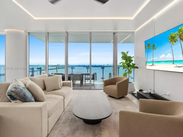 Продажа квартиры #3401 - фото 7519287