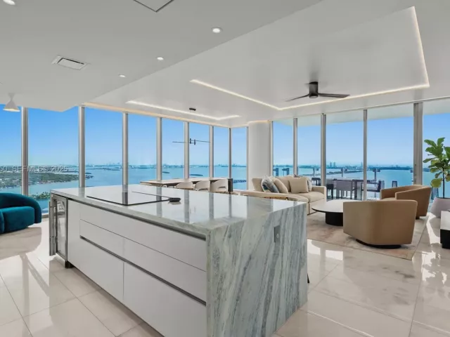 Продажа квартиры #3401 - фото 7519290