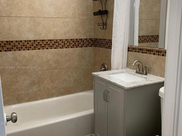 Дом в аренду по адресу 1511 SW 4th Ave A - фото 7481841