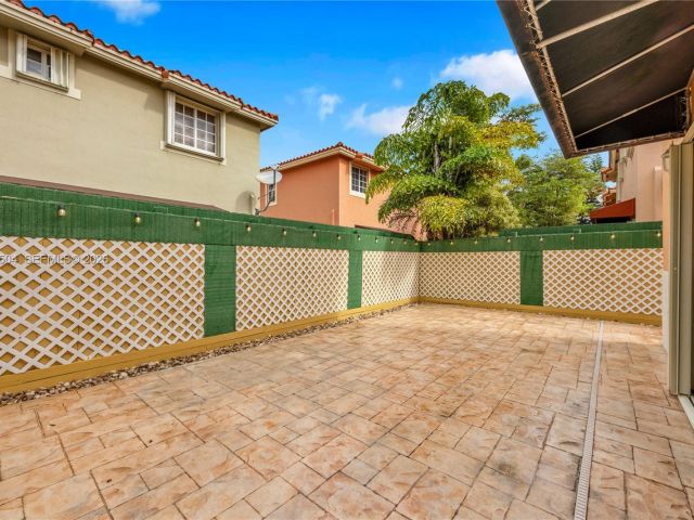 Продажа дома по адресу 7773 SW 94th Ln - фото 7465003