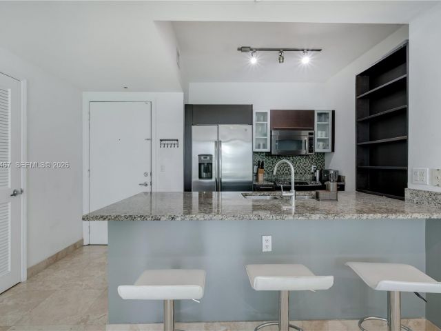 Квартира в аренду номер1403 - фото 7461383