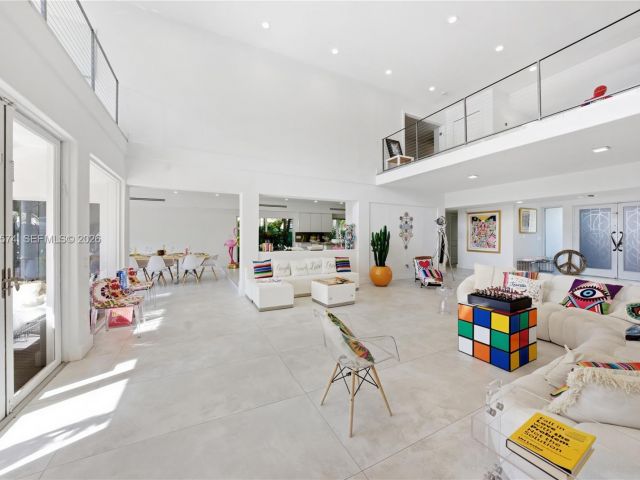 Дом в аренду по адресу 3401 NE 165th St - фото 7480669