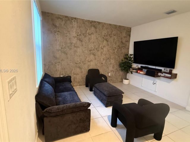 Продажа дома по адресу 12383 NW 23rd Ct - фото 7520083