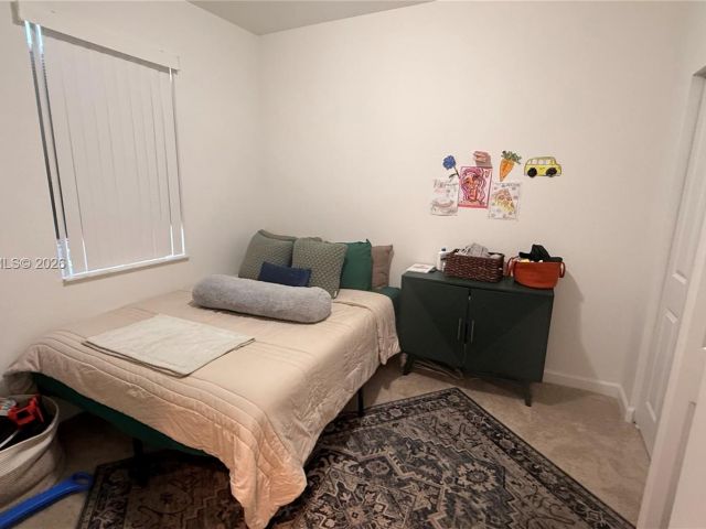 Продажа дома по адресу 12383 NW 23rd Ct - фото 7520095