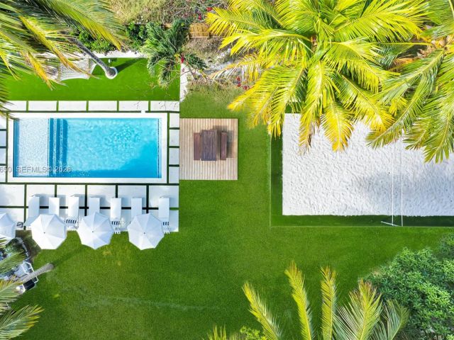 Продажа дома по адресу 995 NE 107th St - фото 7466055