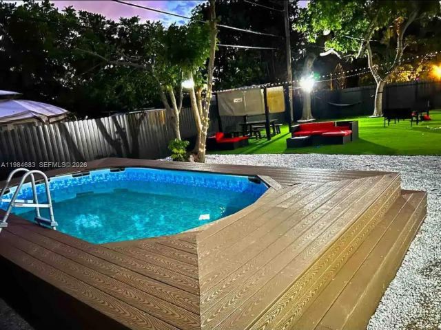 Дом в аренду по адресу 1200 NW 18th Ct 1200 - фото 7481831