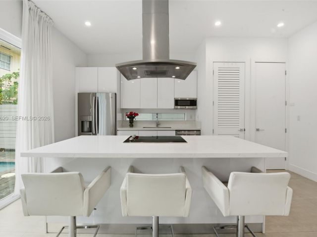 Продажа дома по адресу 3525 Day Ave - фото 7465196