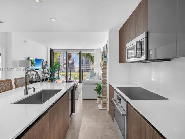 Продажа квартиры #806 - фото 7520196