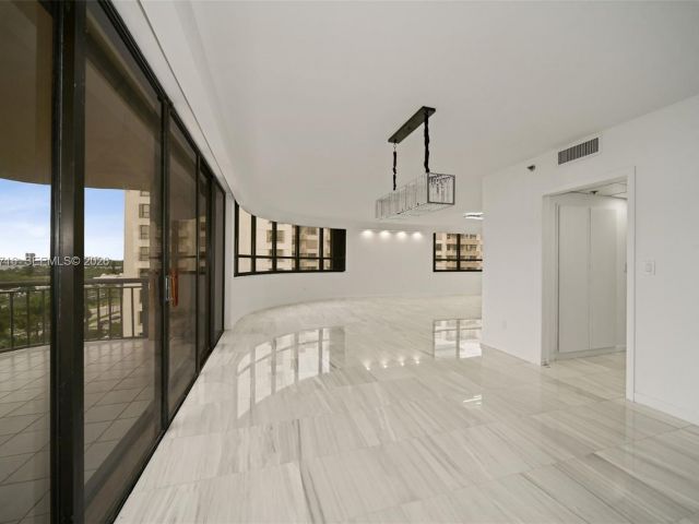 Продажа квартиры #807 - фото 7507927