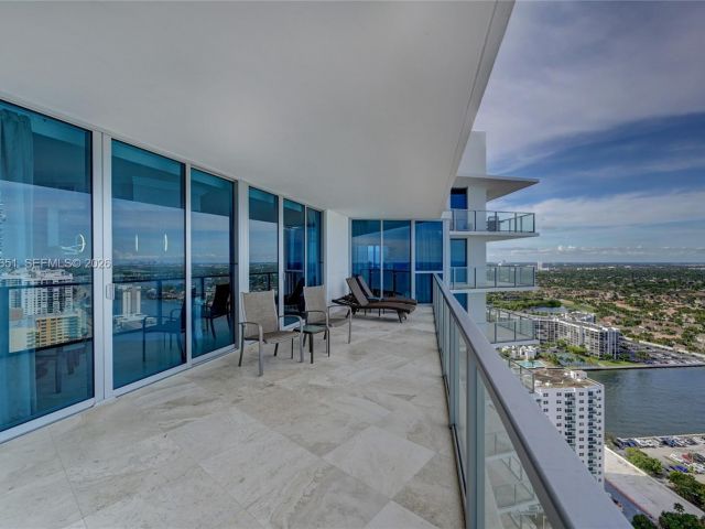 Квартира в аренду номер3203 - фото 7451992