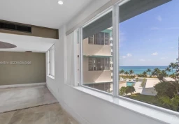 Квартира #5J