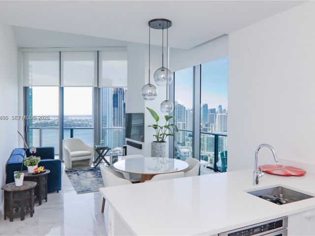 Квартира в аренду номер4008 - фото 7494147