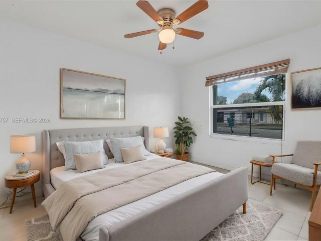 Продажа дома по адресу 10230 SW 172nd St - фото 7493860