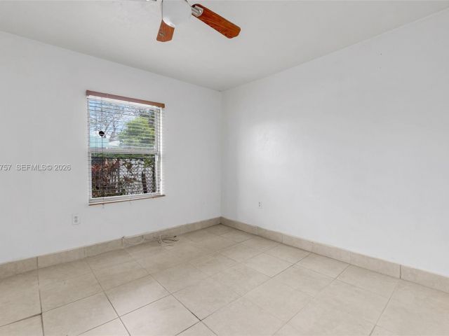 Продажа дома по адресу 10230 SW 172nd St - фото 7493862