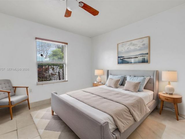 Продажа дома по адресу 10230 SW 172nd St - фото 7493863