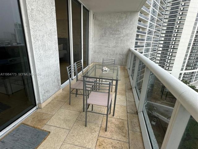 Продажа квартиры #1606 - фото 7500363