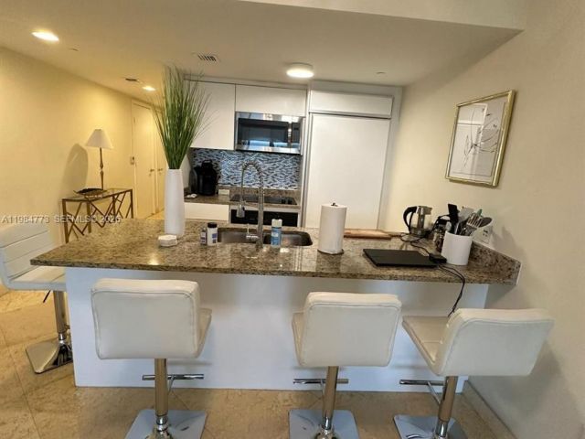 Продажа квартиры #1606 - фото 7500370