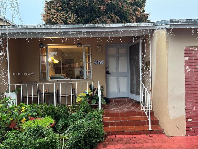 Продажа дома по адресу 3170 SW 19th Ter - фото 7466013