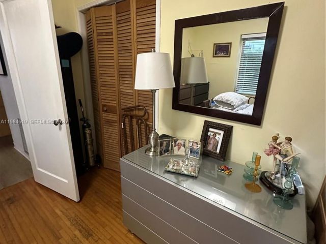 Продажа дома по адресу 3170 SW 19th Ter - фото 7466019