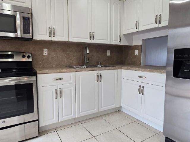 Дом в аренду по адресу 6345 SW 138th Ct 102 - фото 7466199